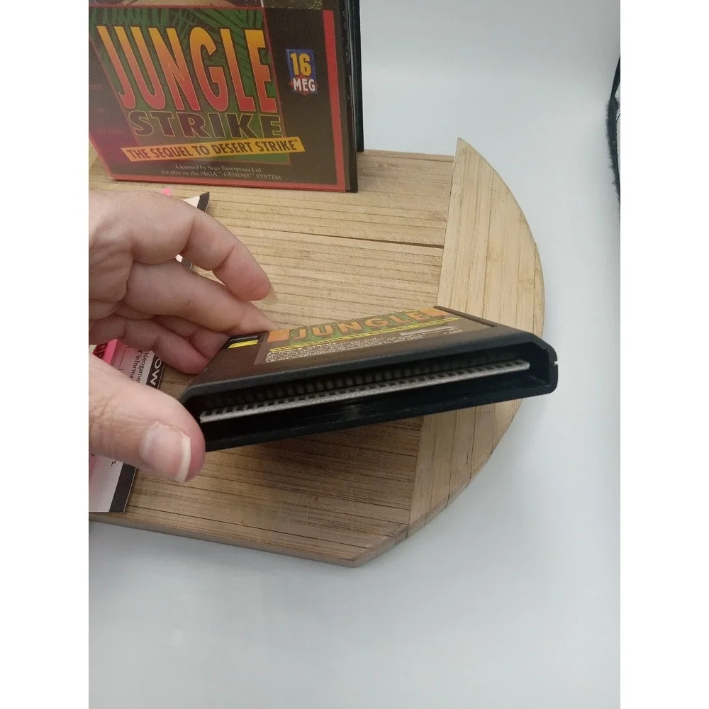 SEGA Genesis Jungle Strike The Sequel‎ to Desert Strike No MANUAL